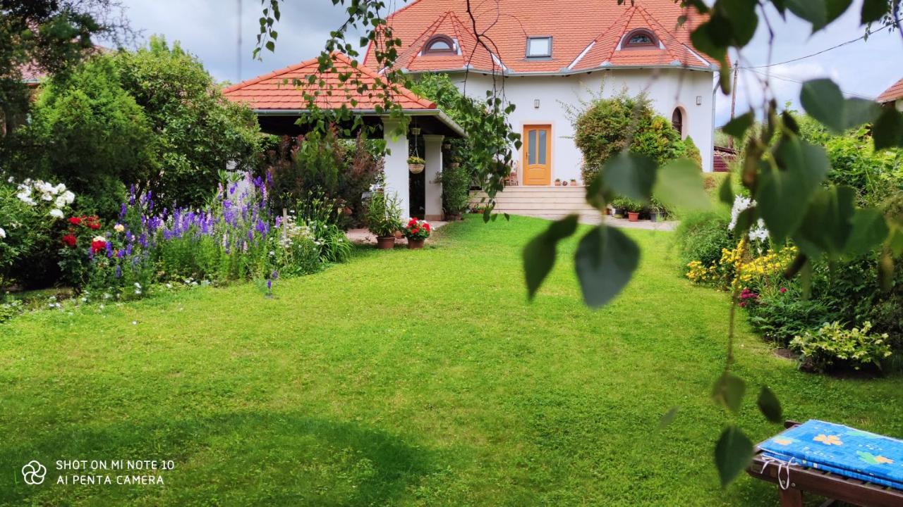 Frutta Villa Cserszegtomaj Exterior foto